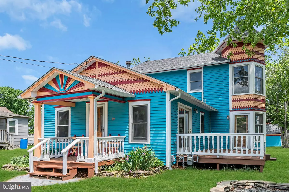 Barnegat, NJ 08005,19 CENTER ST