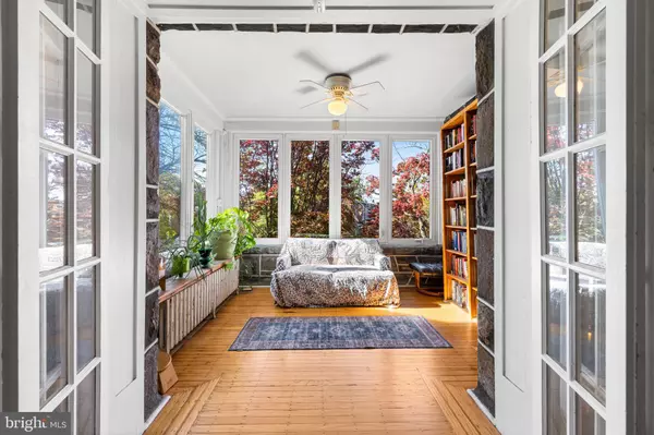 Baltimore, MD 21218,902 E 36TH ST