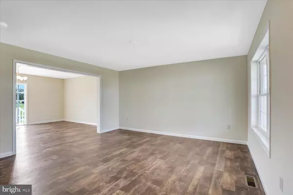 Carlisle, PA 17013,75 BENNINGTON WAY