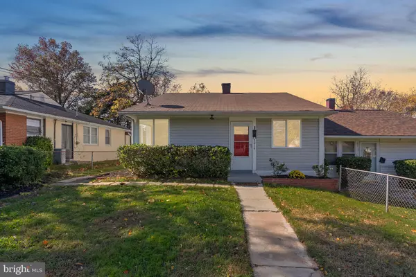 2014 BARLOWE PL, Landover, MD 20785