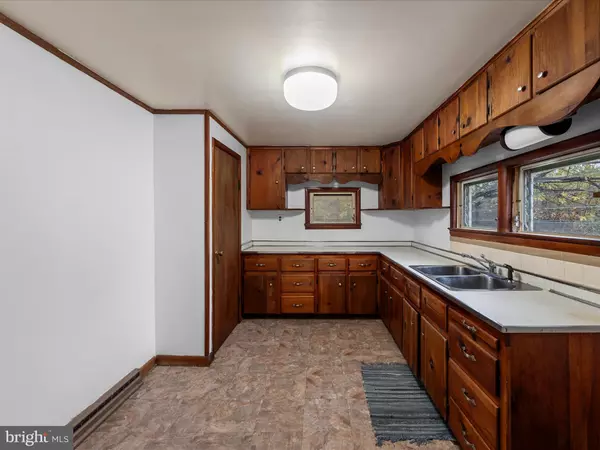 Stephenson, VA 22656,724 JORDAN SPRINGS RD