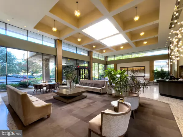 Falls Church, VA 22041,3709 S GEORGE MASON DR #1605E