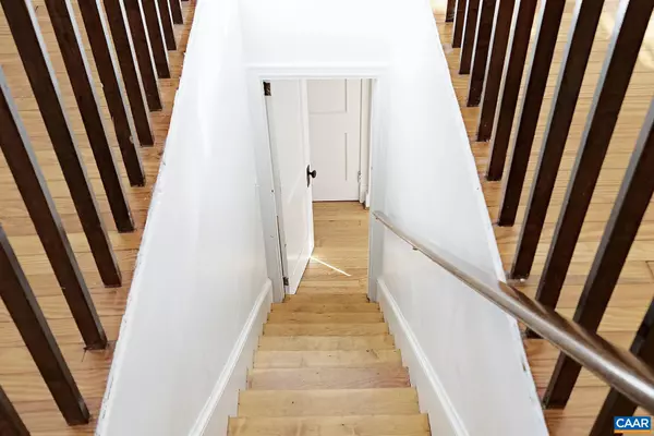 Charlottesville, VA 22903,201 CLEVELAND AVE