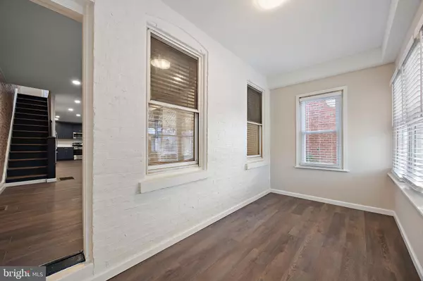 Wilmington, DE 19805,830 N DUPONT ST