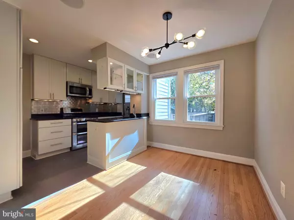 Alexandria, VA 22301,527 E NELSON AVE