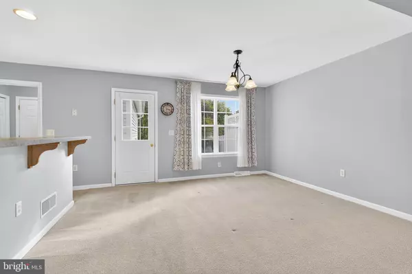 Lititz, PA 17543,802 WALLINGFORD RD