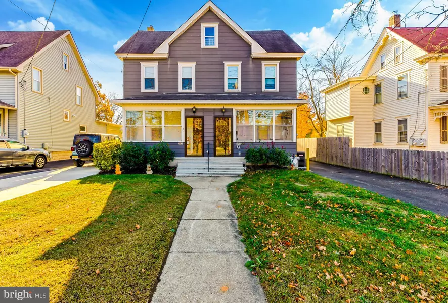 247 CROWN POINT RD, West Deptford, NJ 08086