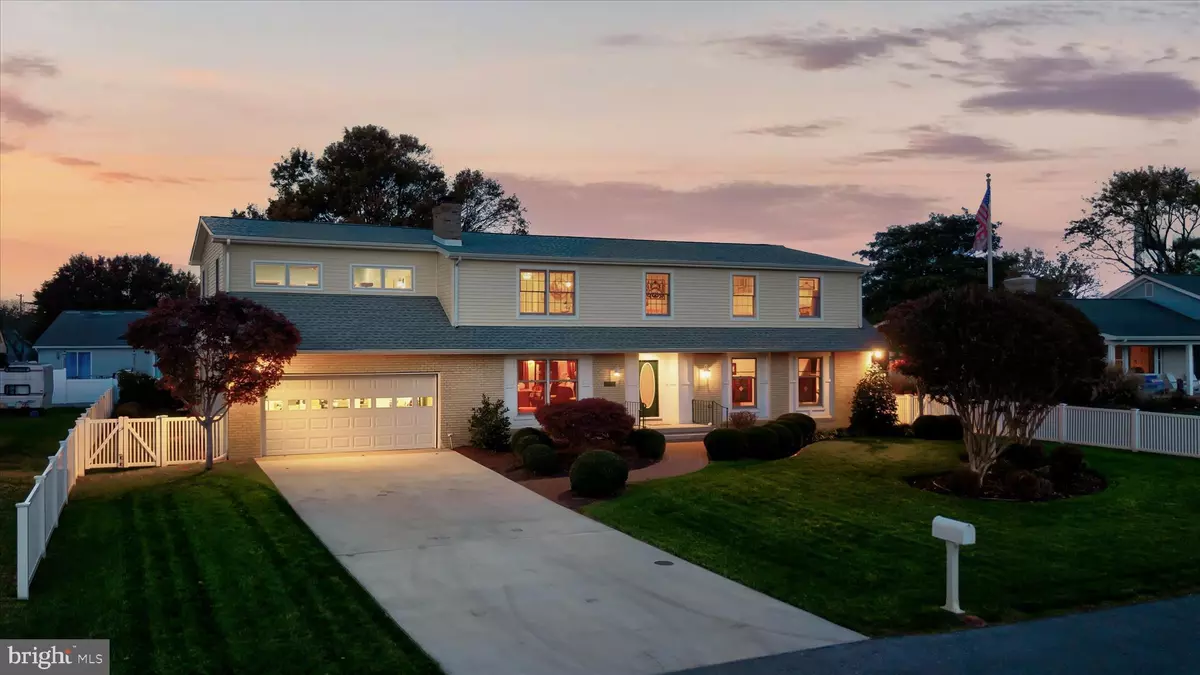 Rehoboth Beach, DE 19971,303 SALISBURY