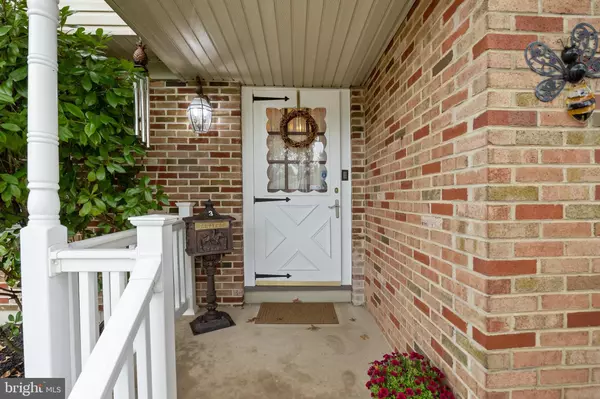 Cinnaminson, NJ 08077,3 GLACIER DR