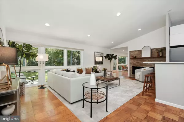 Bethesda, MD 20817,8216 FENWAY RD