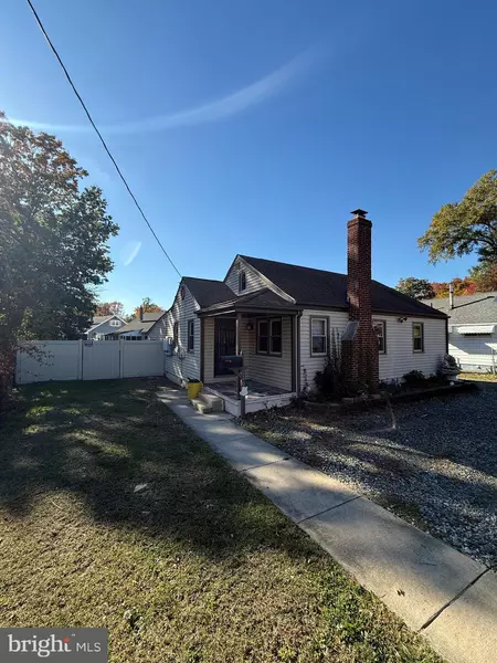 410 S FORKLANDING RD, Maple Shade, NJ 08052