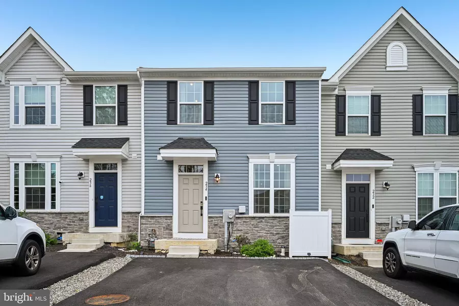 234 ASHTON CT, Catasauqua, PA 18032