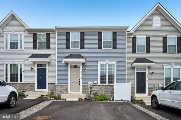 234 ASHTON CT, Catasauqua, PA 18032