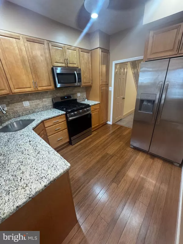 Philadelphia, PA 19134,3412 SALMON ST