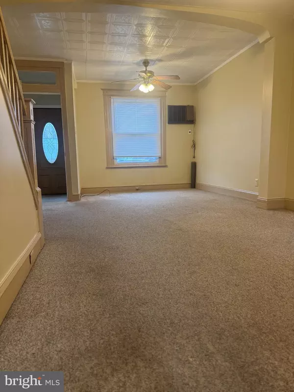 Philadelphia, PA 19134,3412 SALMON ST