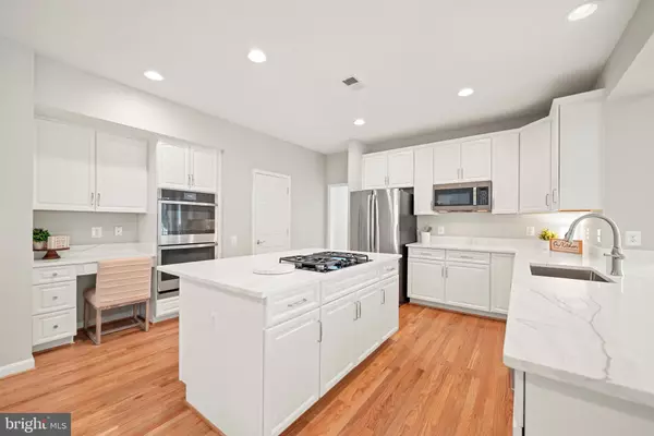 Fairfax, VA 22030,12816 OWENS GLEN DR