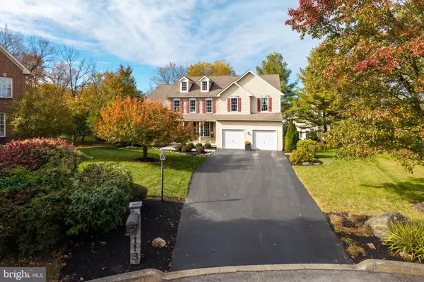 113 BLUE RIBBON WAY, Downingtown, PA 19335