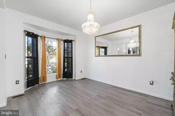 Sicklerville, NJ 08081,13 ENGLISH IVY DR