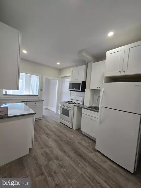 5211 RIDGE AVE #2, Philadelphia, PA 19128