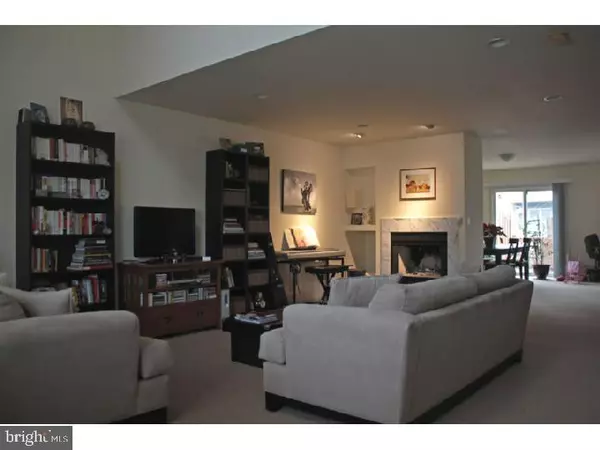 Princeton, NJ 08540,2 LEXINGTON CT