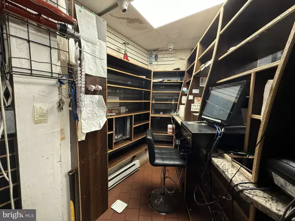 Philadelphia, PA 19132,1422 W YORK ST