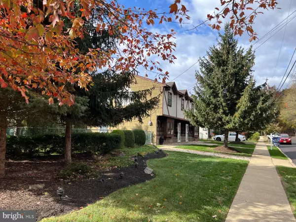 Jamesburg, NJ 08831,8 READE ST