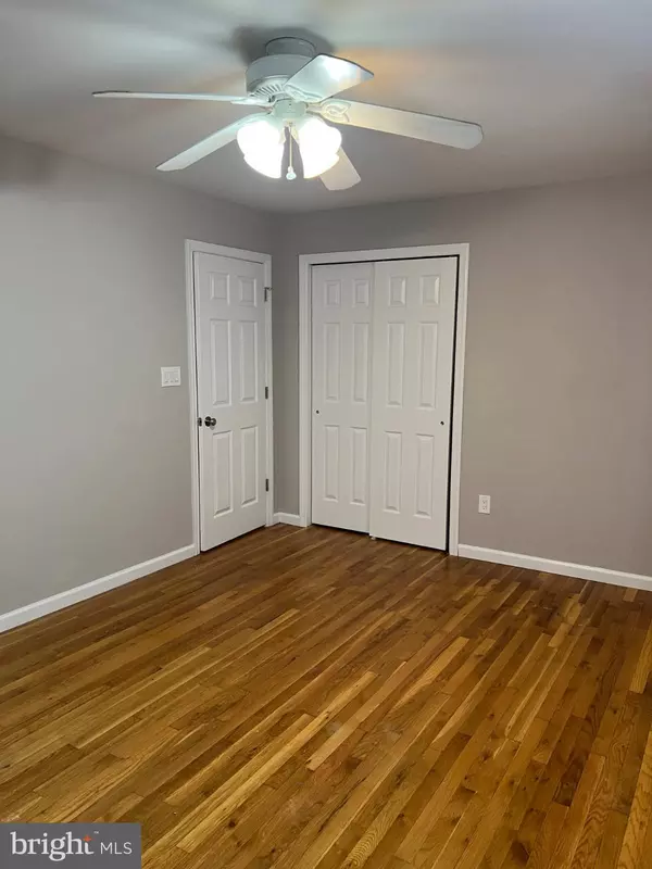 Jamesburg, NJ 08831,8 READE ST