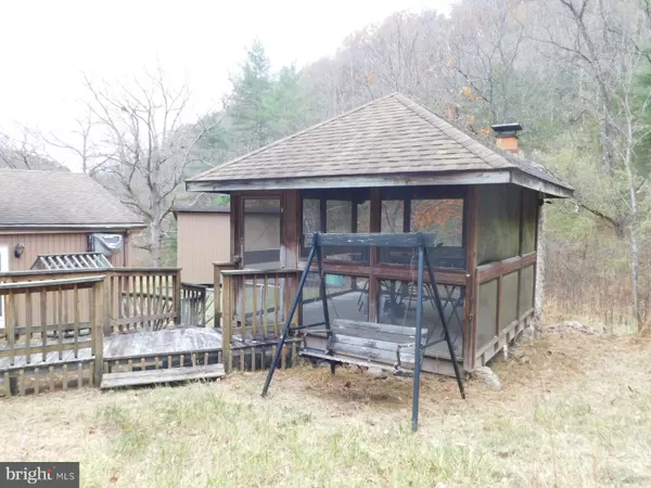 Lost City, WV 26810,760 WILDLIFE DR