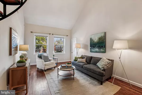 Arlington, VA 22206,3000 S COLUMBUS ST S #B2