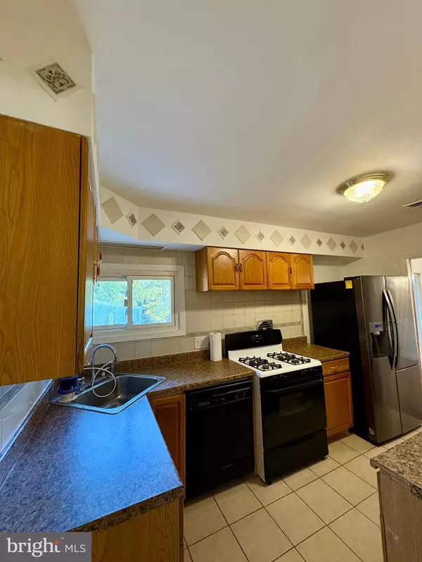 Silver Spring, MD 20903,10229 GREEN FOREST DR