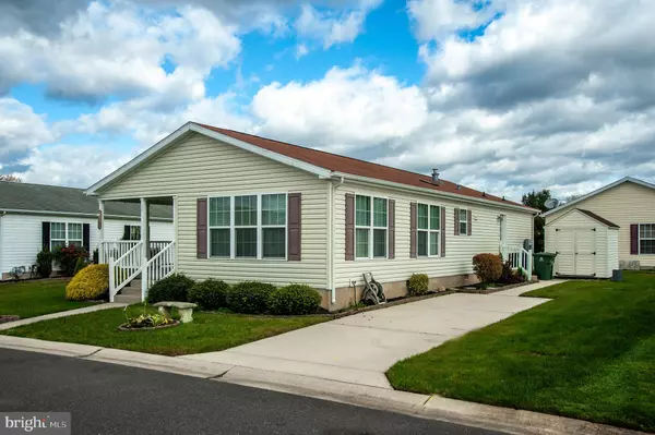 Williamstown, NJ 08094,17 LYDIAN DRIVE