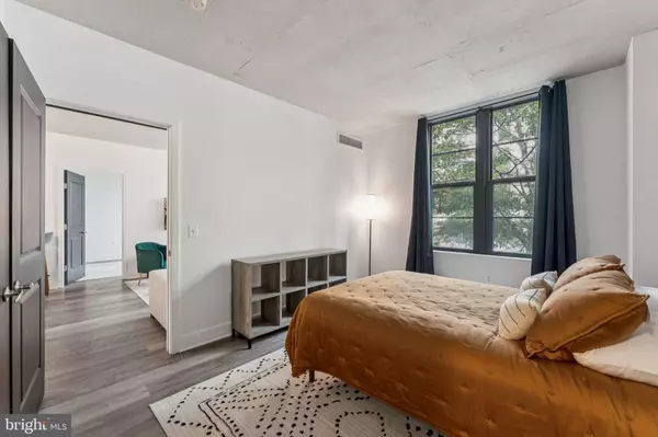 Washington, DC 20009,2125 14TH ST NW #230