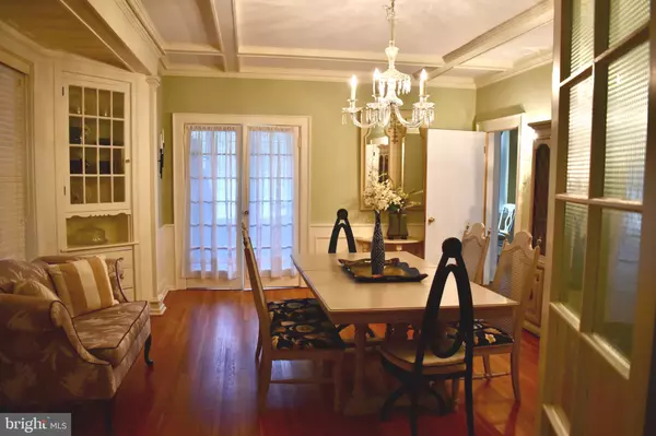 Hagerstown, MD 21742,909 OAK HILL AVE