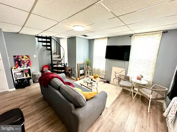 Philadelphia, PA 19147,823 CHRISTIAN ST