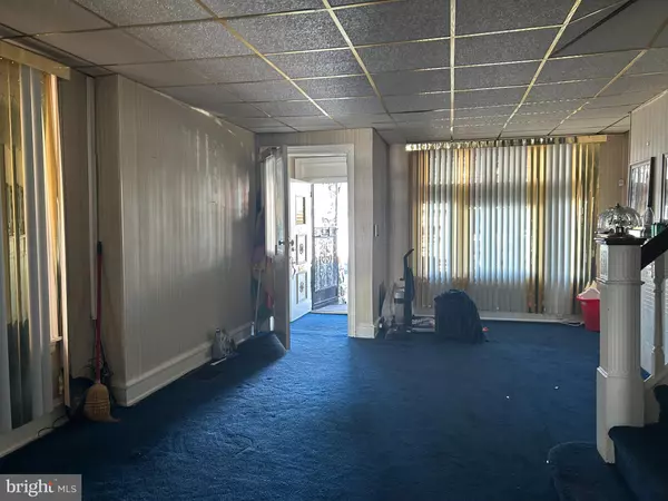 Philadelphia, PA 19139,5310 WALNUT ST