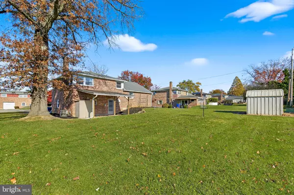 York, PA 17402,2440 SCHOOLHOUSE LN