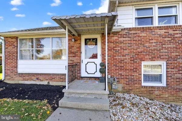 York, PA 17402,2440 SCHOOLHOUSE LN