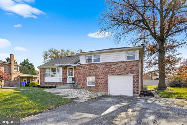 York, PA 17402,2440 SCHOOLHOUSE LN