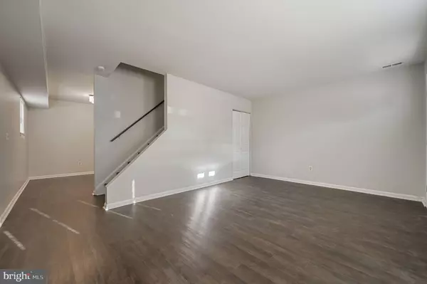 Dover, DE 19901,33 SPRUANCE RD