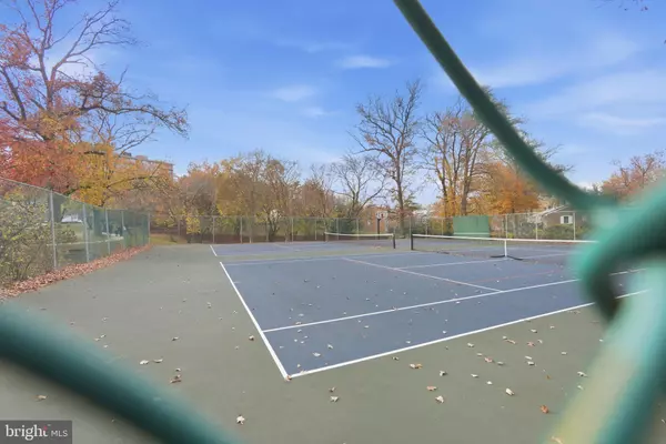 Arlington, VA 22206,2842 S COLUMBUS ST