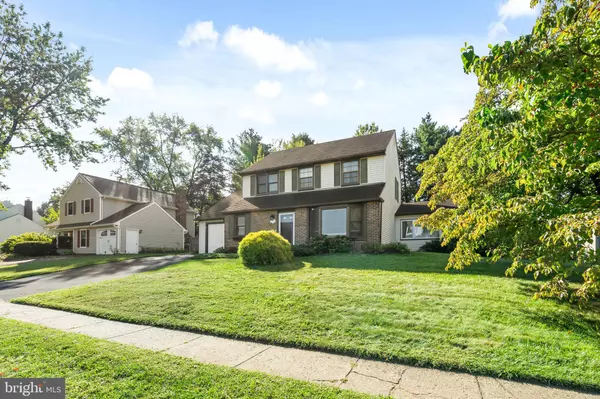 Langhorne, PA 19047,18 ESSEX LN