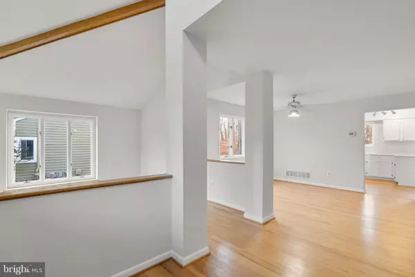 Columbia, MD 21046,9734 POLISHED STONE