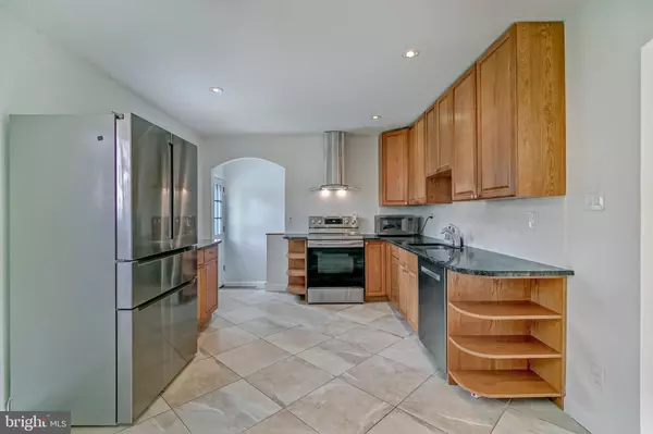 Rockville, MD 20852,4715 BOILING BROOK PKWY