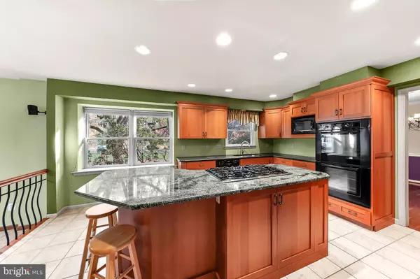 Kennett Square, PA 19348,102 MANOR DR