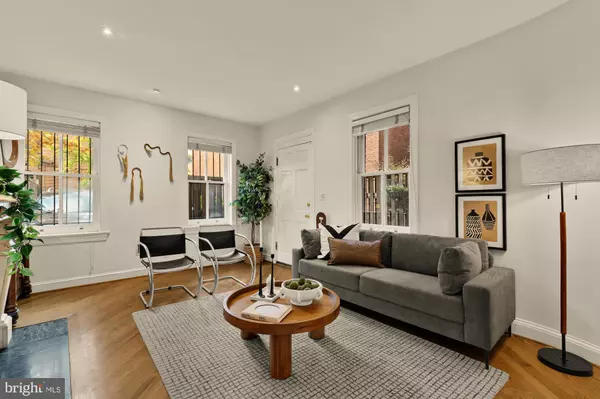 Washington, DC 20005,6 LOGAN CIR NW #2