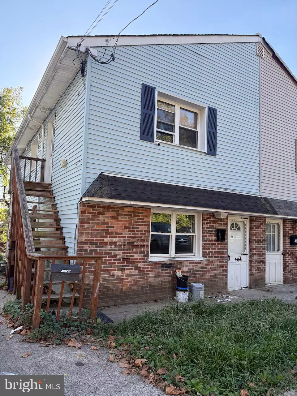 Philadelphia, PA 19111,202 ROBBINS ST