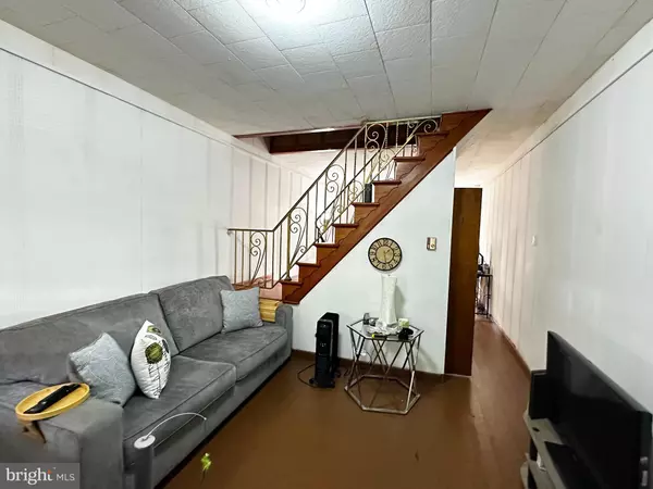 Mount Carmel, PA 17851,218 E COLUMBIA AVE