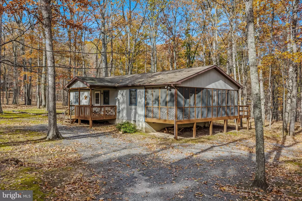 Great Cacapon, WV 25422,67 TRANQUIL WAY