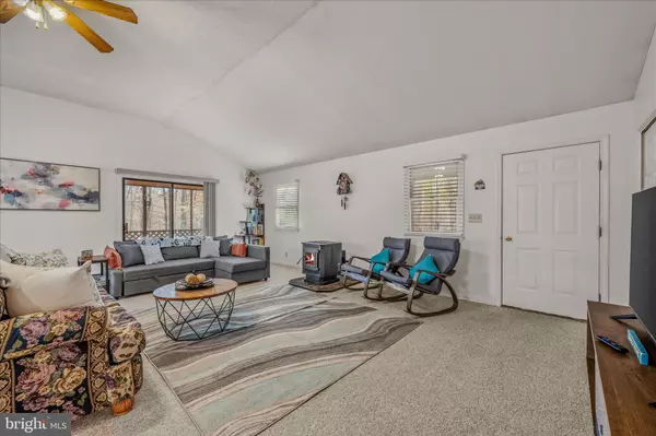 Great Cacapon, WV 25422,67 TRANQUIL WAY