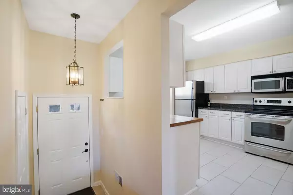 Alexandria, VA 22304,9 FENDALL AVE